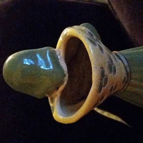 Lawthorne vase - Picture 3 of 9